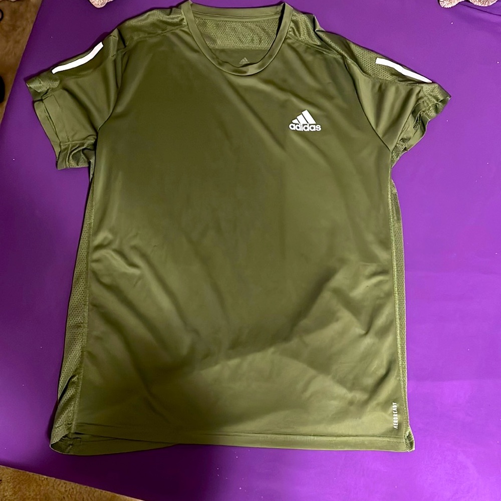 Large adidas top